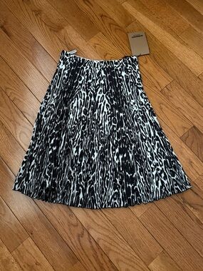 BURBERRY Black & White Pleated Animal-Print Skater Skirt